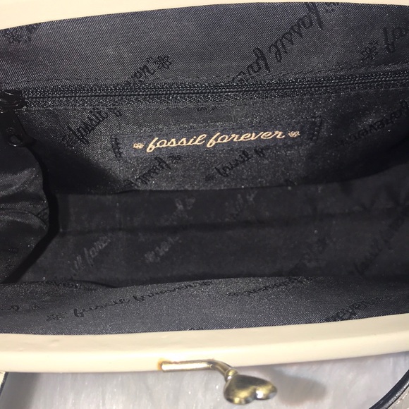 Black vintage inspired handbag - Picture 2 of 8